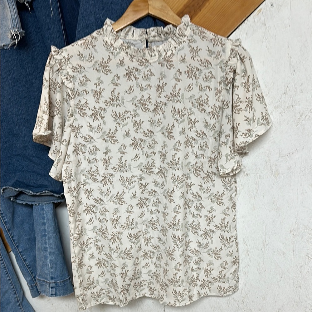 Floral Ruffle Sleeve Top - Cream